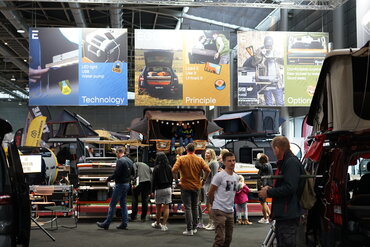 Balíme kufry a jedeme do Brna. Představíme naše pojetí trampingu